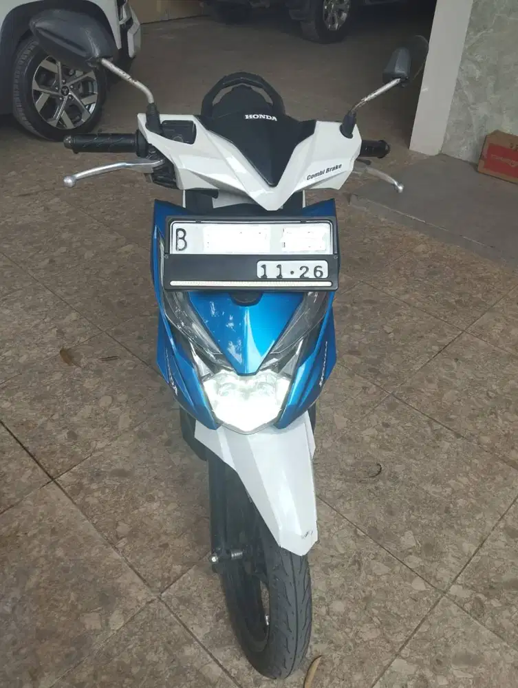 DIJUAL MOTOR HONDA NEW BEAT TAHUN 2016, WARNA BIRU PUTIH