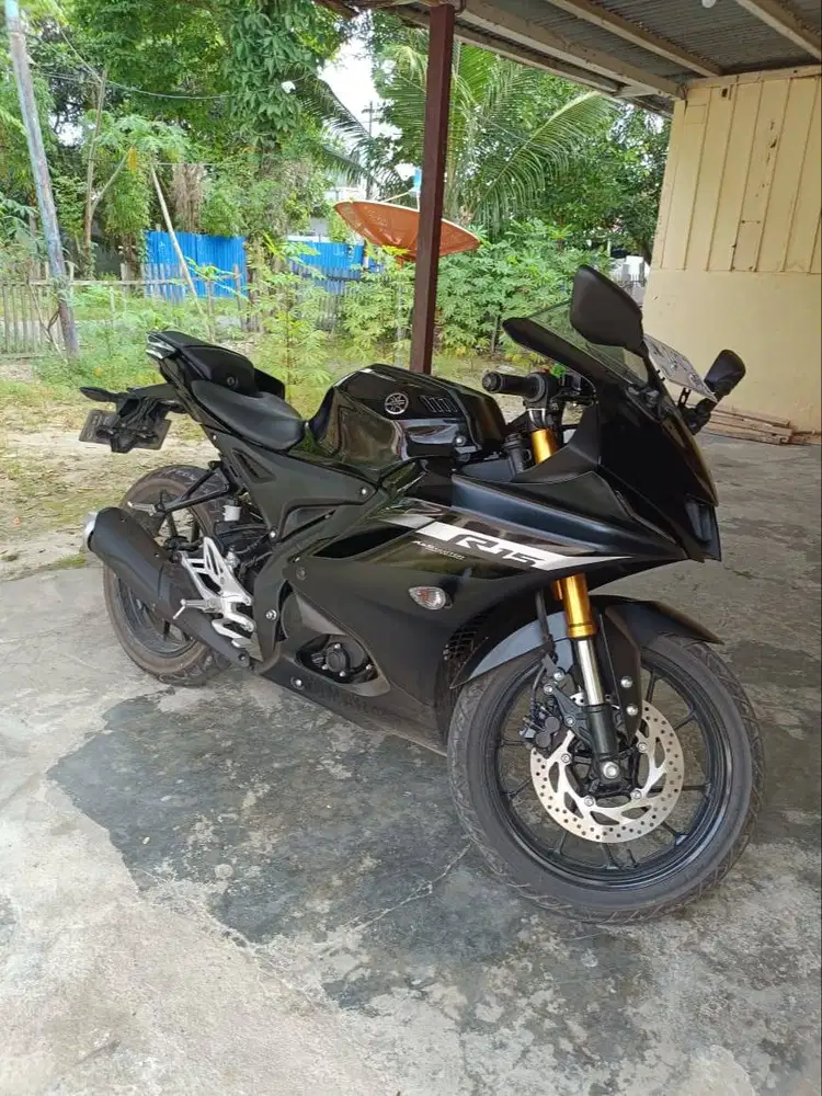 Motor Yamaha R15 V4 Tahun 2025, Umur Motor 1 Tahun pas.