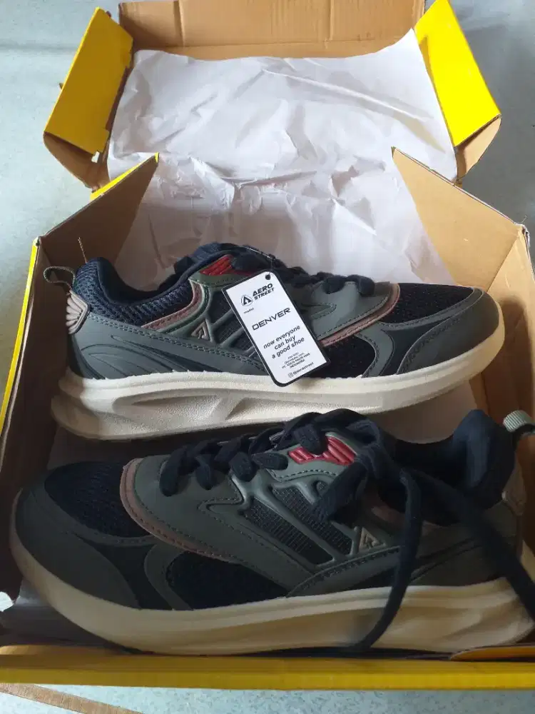 Aero street denver hijau army