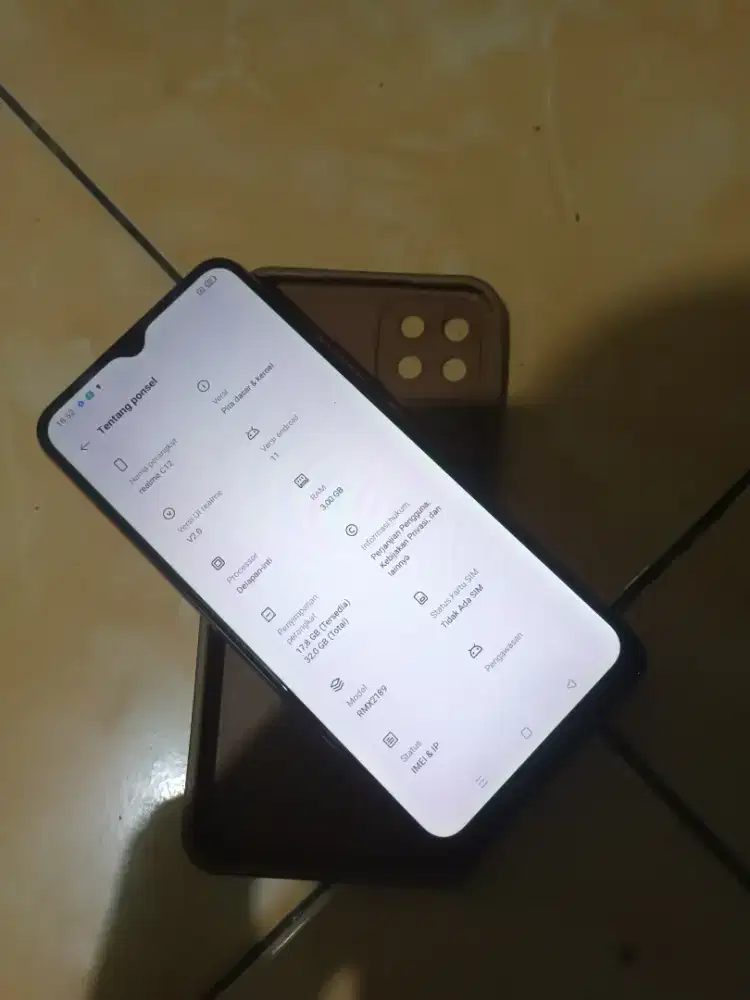 Realme c12 3/32 hp+kabel data