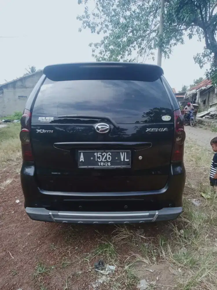 Di jual unit xenia 2011