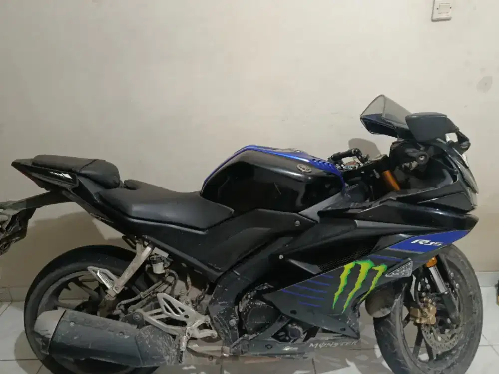R15 Monster edition tahun 2019