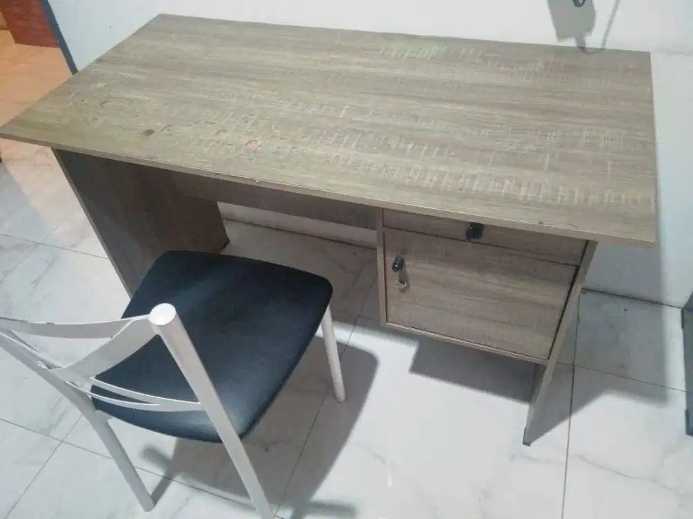 DIJUAL Meja Kantor Kayu