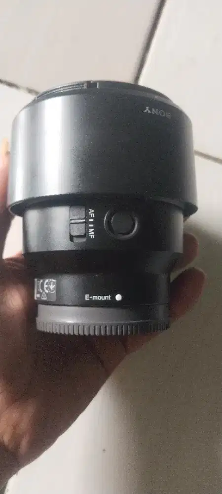 Lensa fix sony 85mm