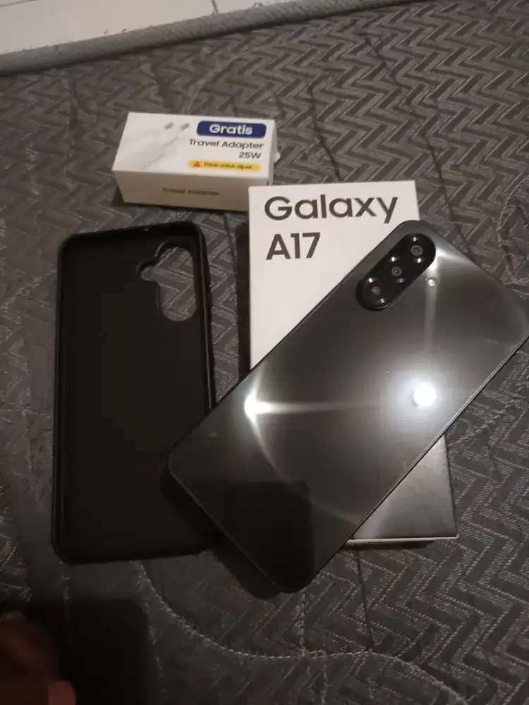 Bismilah di jual samsung A17 4G 8/128 MULUS FULLSET