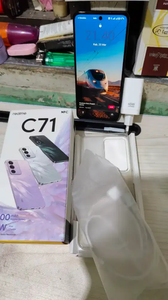 Realme C71 6300MAh 45W
Ram 6/128 no minus.