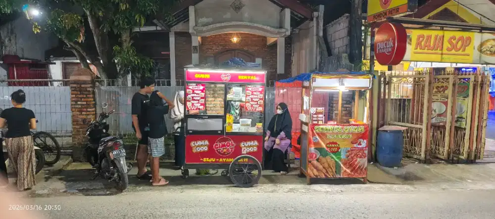 Dibutuhkan karyawan untuk jualan cimol di lapak
