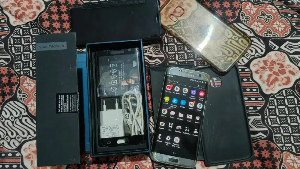 Samsung S7 Edge curve lengkung