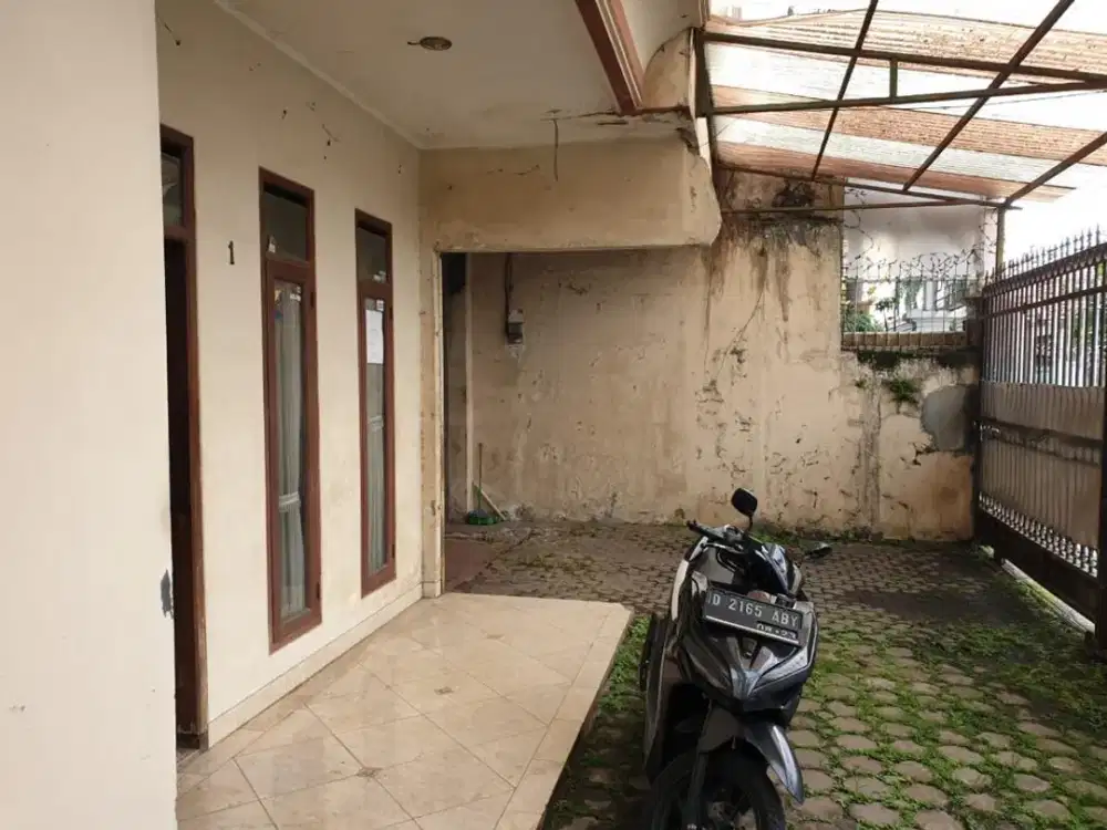 DIJUAL RUMAH DAERAH MOH.TOHA JLN.KEMBAR