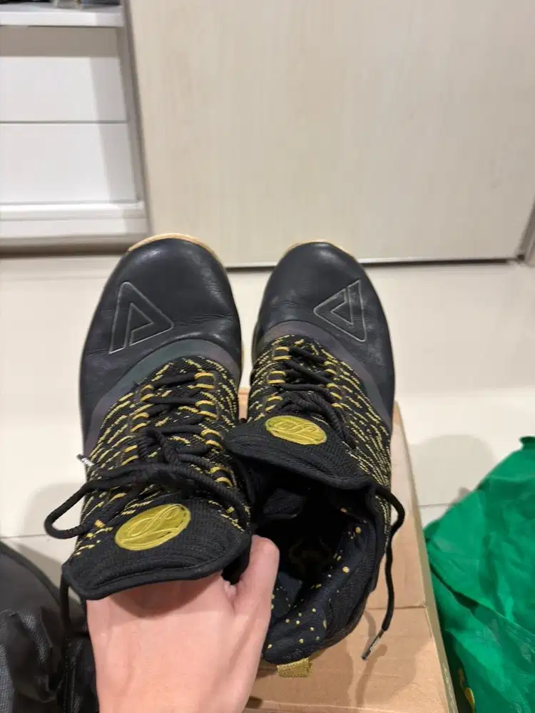 Sepatu basket peak original -43