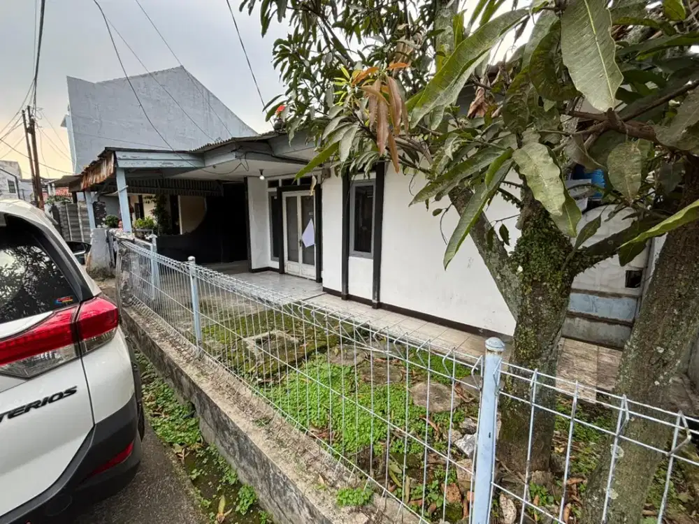 DIJUAL RUMAH HUNIAN PERLU RENOV LINGKUNGAN NYAMAN BUAH BATU