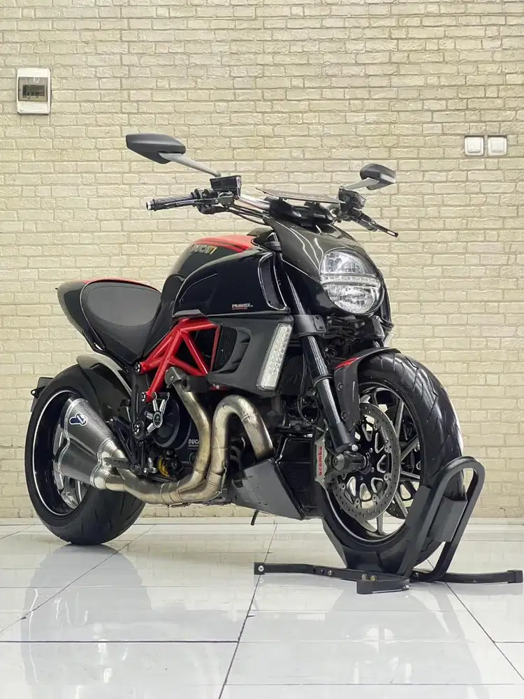 Muscle Bike‼️Ducati Diavel 1200 Black Carbon 2012 FP - Zaki Mustika