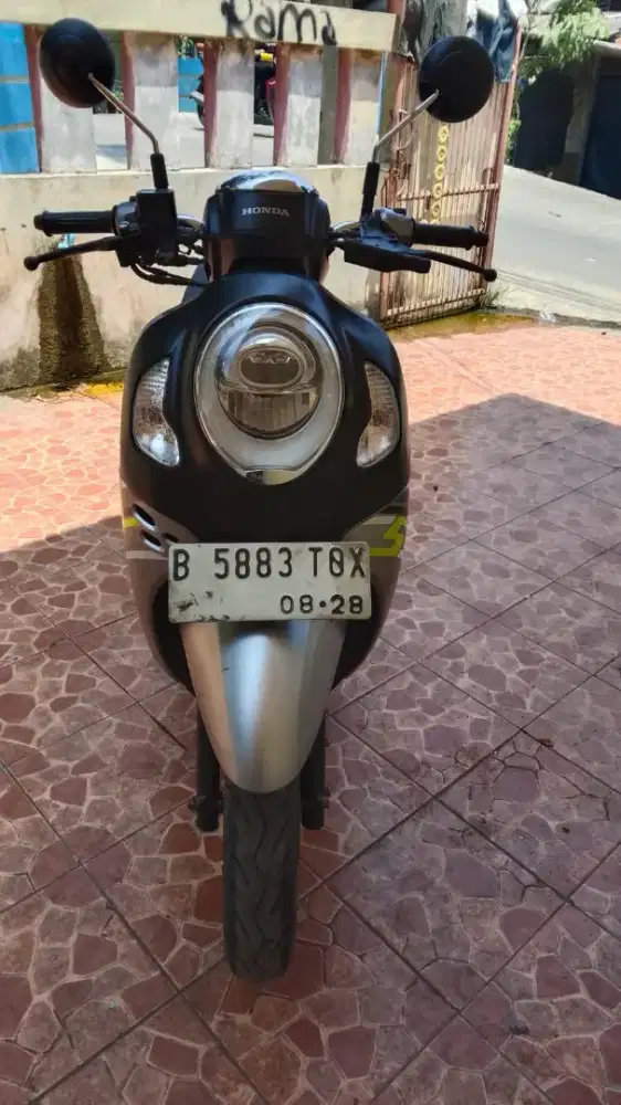 Honda SCOOPY cbs iss
