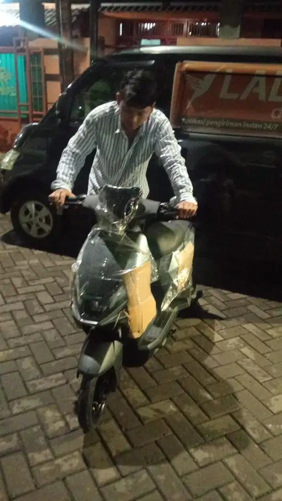 Sepeda Listrik Uwinfly