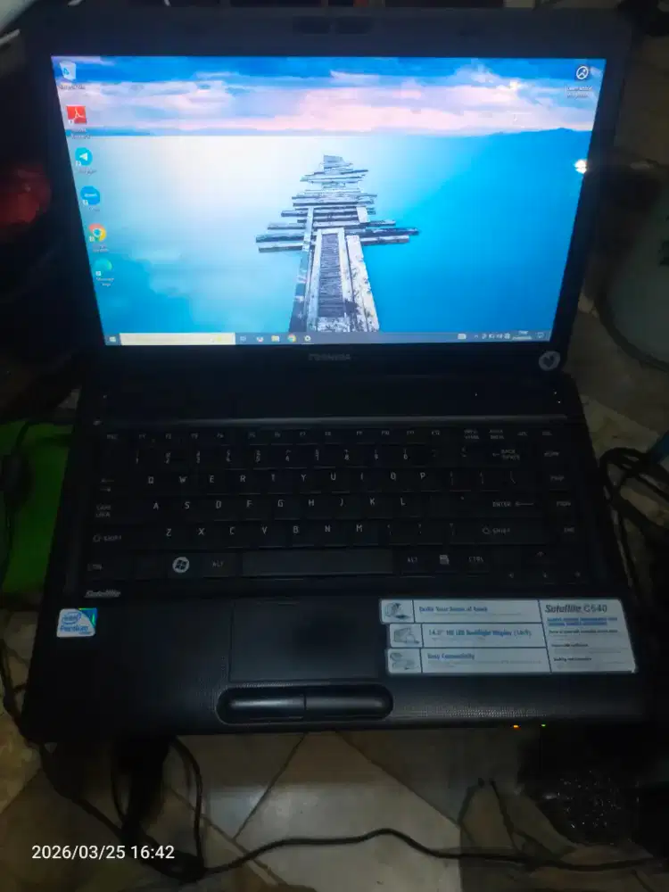 Laptop Toshiba C640 core I3 ram 4gb hdd 320. mulus normal batt  awet