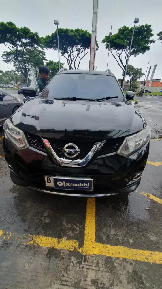 Dijual cepat Xtrail AT 2015 No PR tinggal pakai