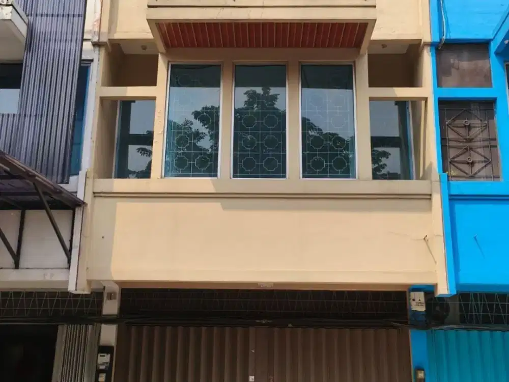 Ruko Araya tahap 1 BU GALAXY BUMI PERMAI  STRATEGIS SIAP HUNI ADA AREA PARKIR