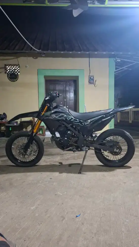 Klx sm 150 supermoto