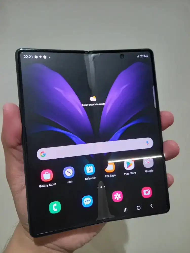 Samsung Galaxy Z Fold 2 Ram 12/256Gb Fullset ada minus dibaca dulu