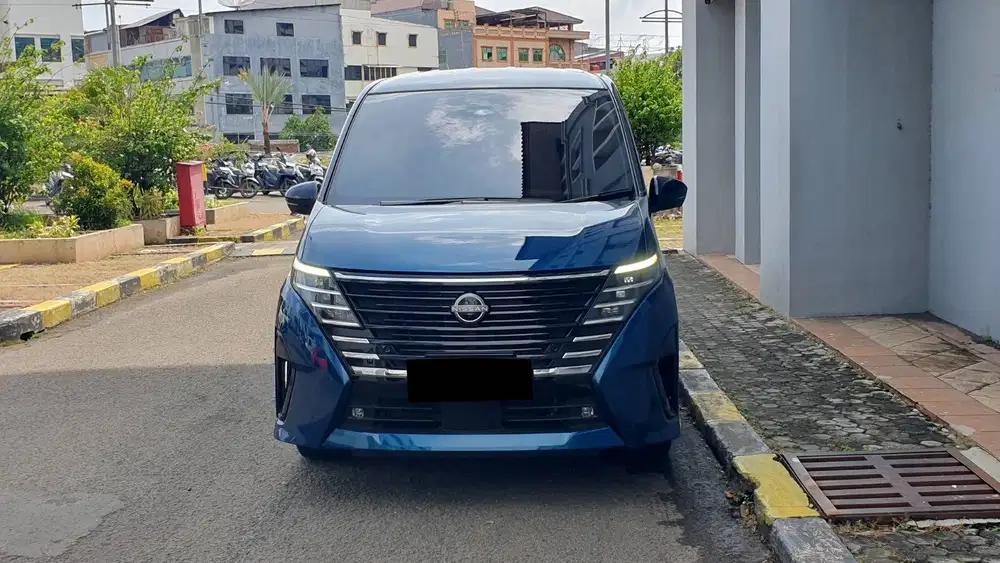 Nissan Serena HWS High Ways Star E-Power Biru 2025 Like New Low KM