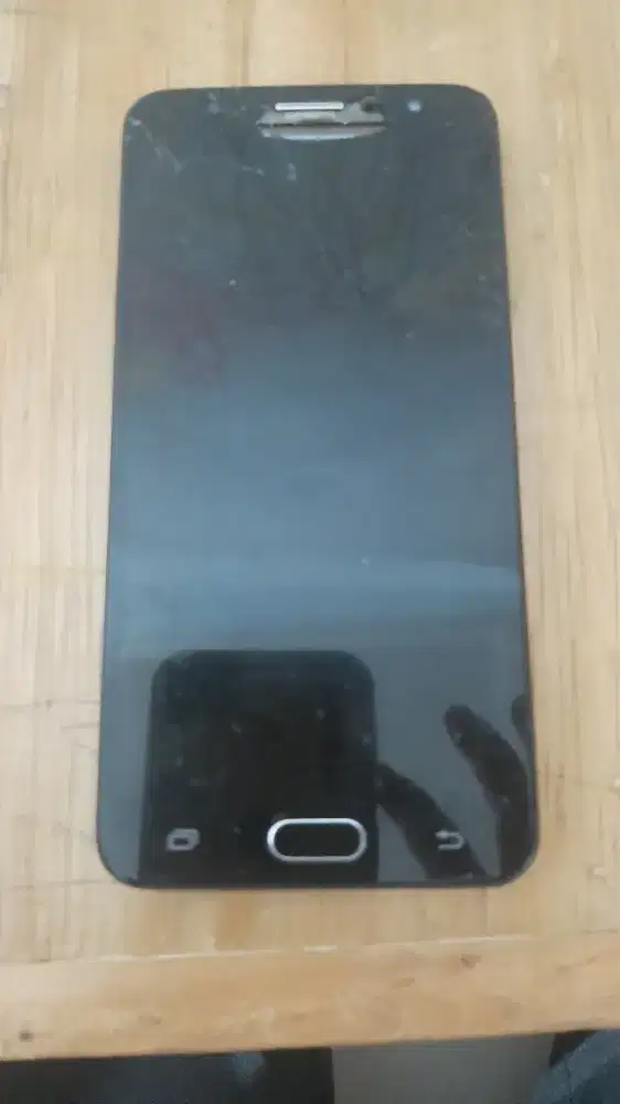 Samsung J7 Prime LCD pecah