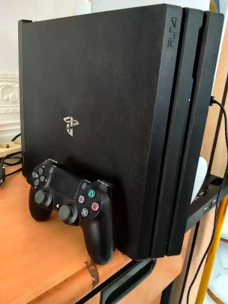 Ps4 pro 1tb original