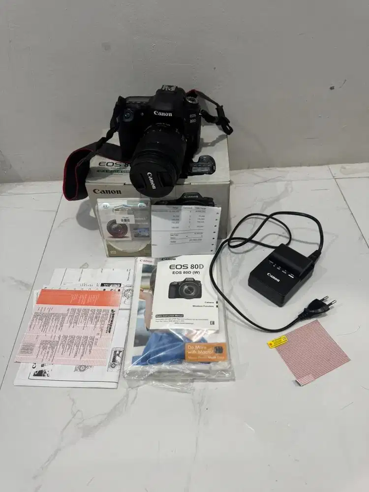 Canon 80D EF-S 18-135