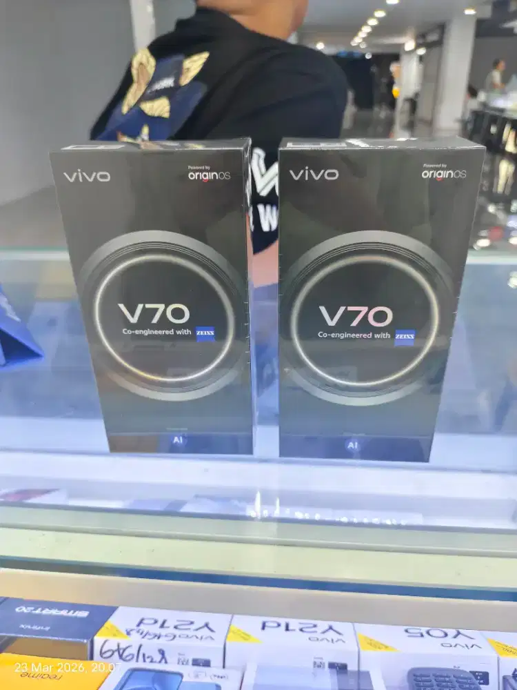 Vivo V70 12/256 BARU GARANSI 1 TAHUN