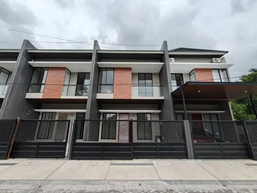 Dekat Ubaya‼️Rumah Baru Gress Panjang Jiwo,dkt tenggilis,Nginden,Rungkut ,jemur