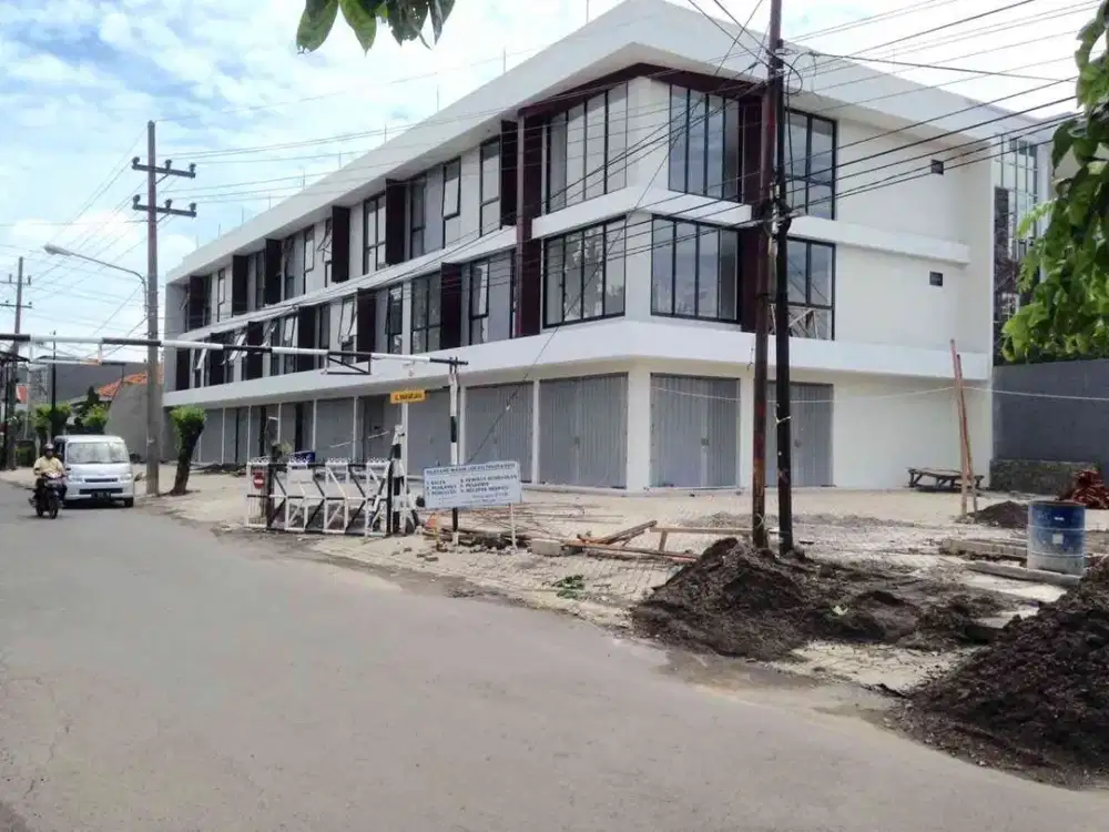 GRESS Ruko Manyar Jaya