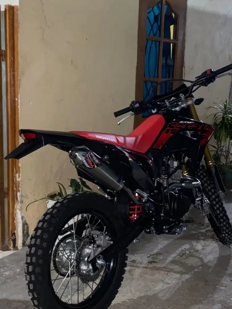 CRF 150 hitam Tahun 2025 komplit