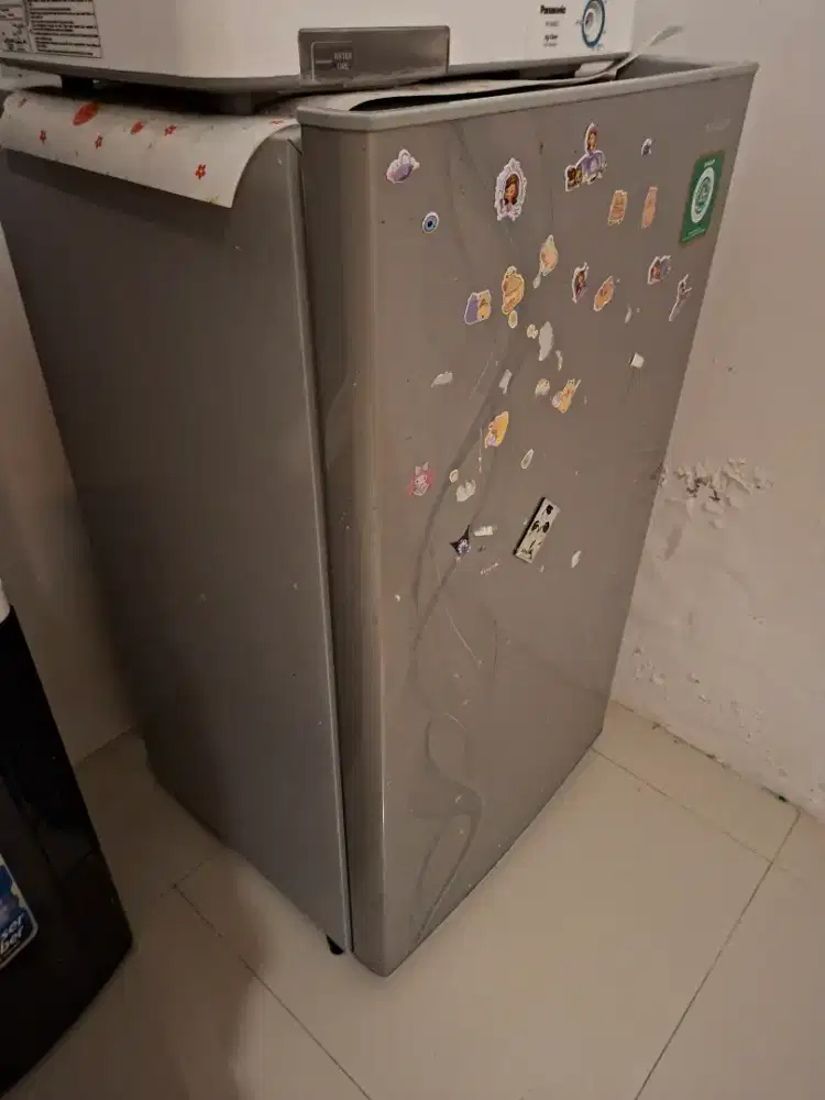 Kulkas Sharp 1 pintu