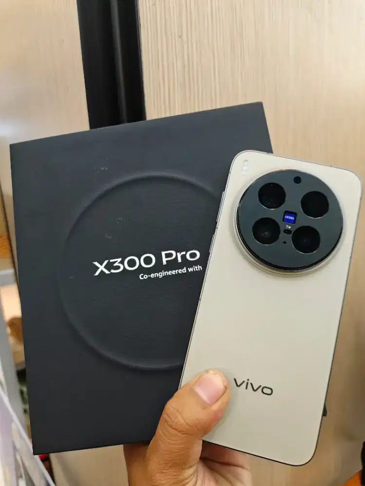 Vivo x300 Pro 16/512gb