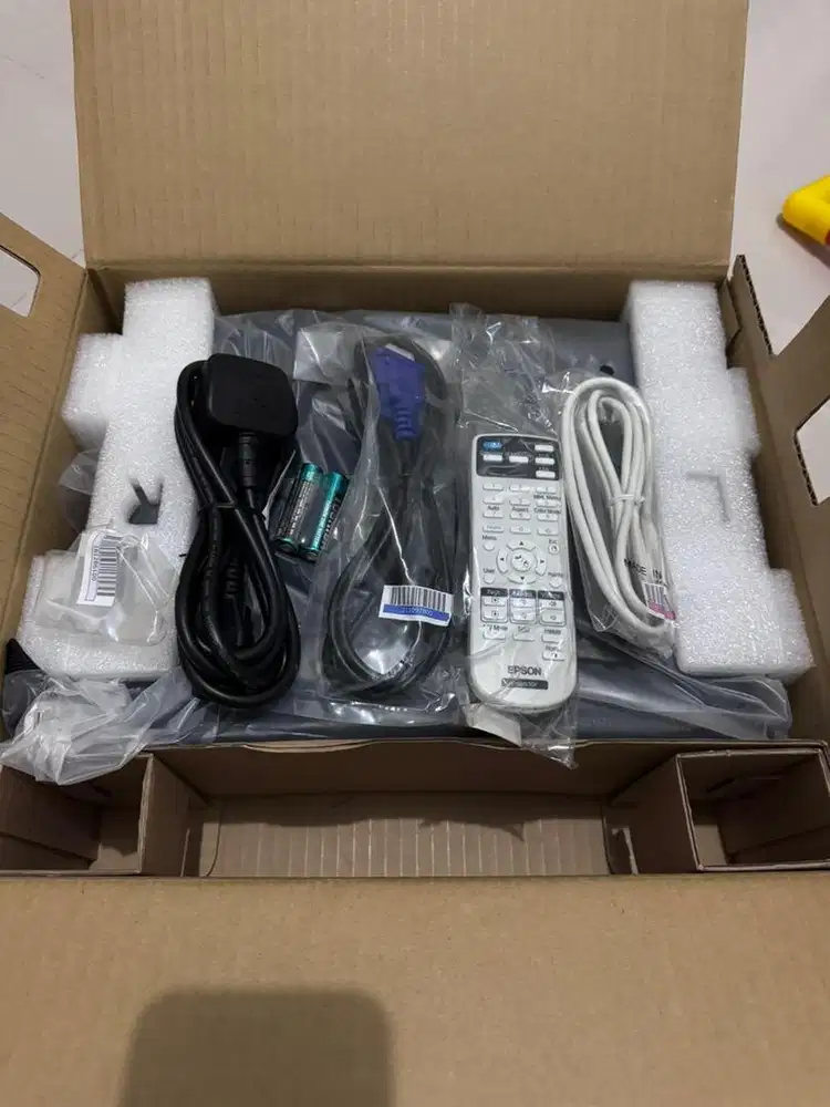 Jual Proyektor Epson EB-W41 3600 Lumens WXGA Kondisi Baru (BNIB)