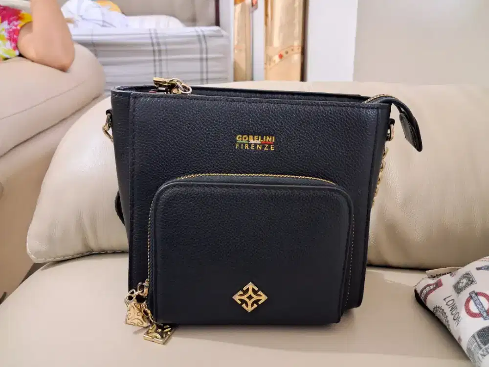 VGC GOBELINI FIRENZE Cruiser Bag Black