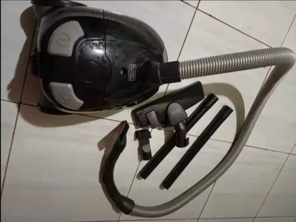 Penyedot/ vacuum cleaner blackdecker