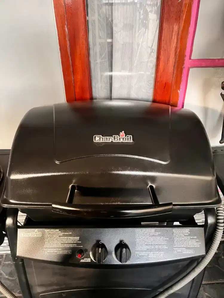 Panggangan Besar Merk CharBroil