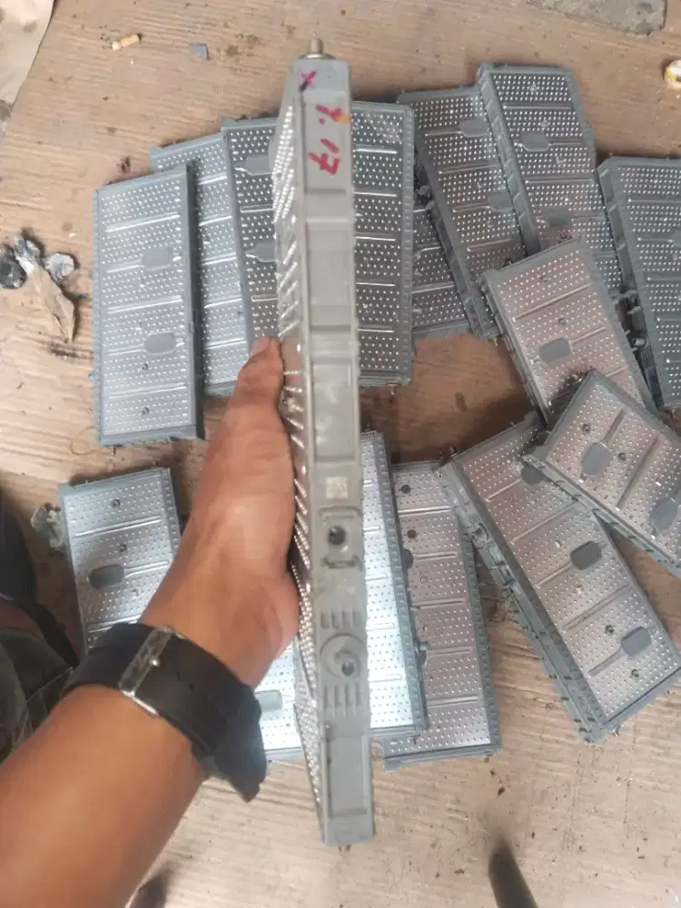 Batrai batre battray hybrid