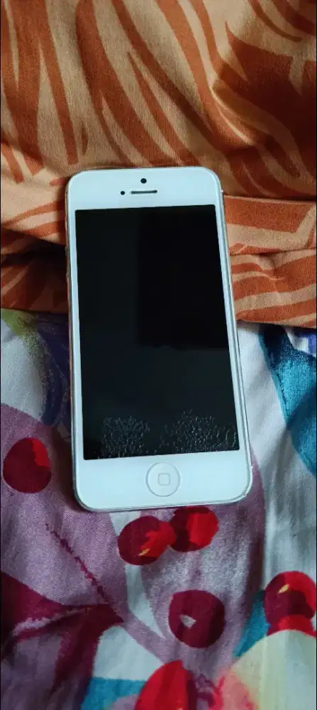 Dijual HP Iphone5  unit only Kondisi Untest