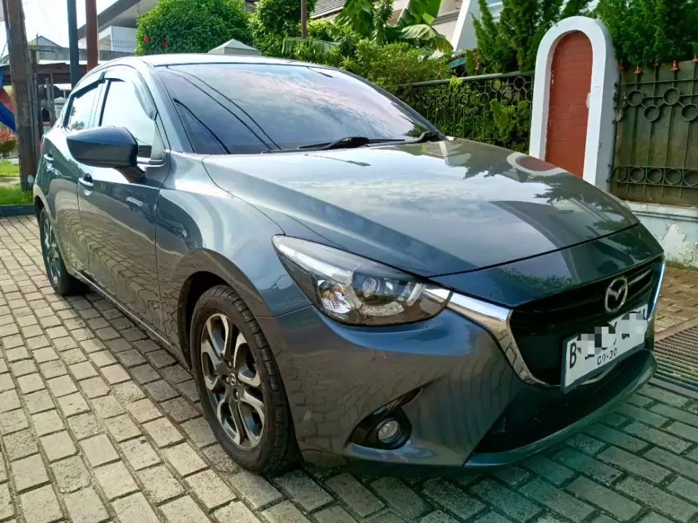 Mazda 2 GT skyactiv 2015 akhir low KM