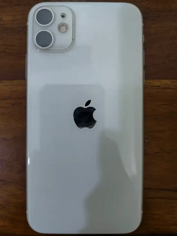 Iphone 11 64 GB iBox