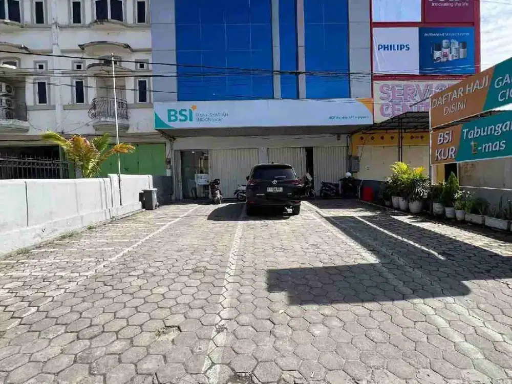 RUKO GANDENG 3 LANTAI DI KENDARI