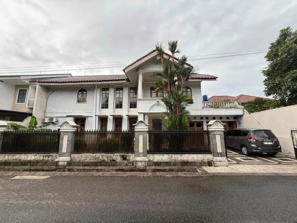 Exclusive Residence with Large Garden in Bintaro, South Jakarta
