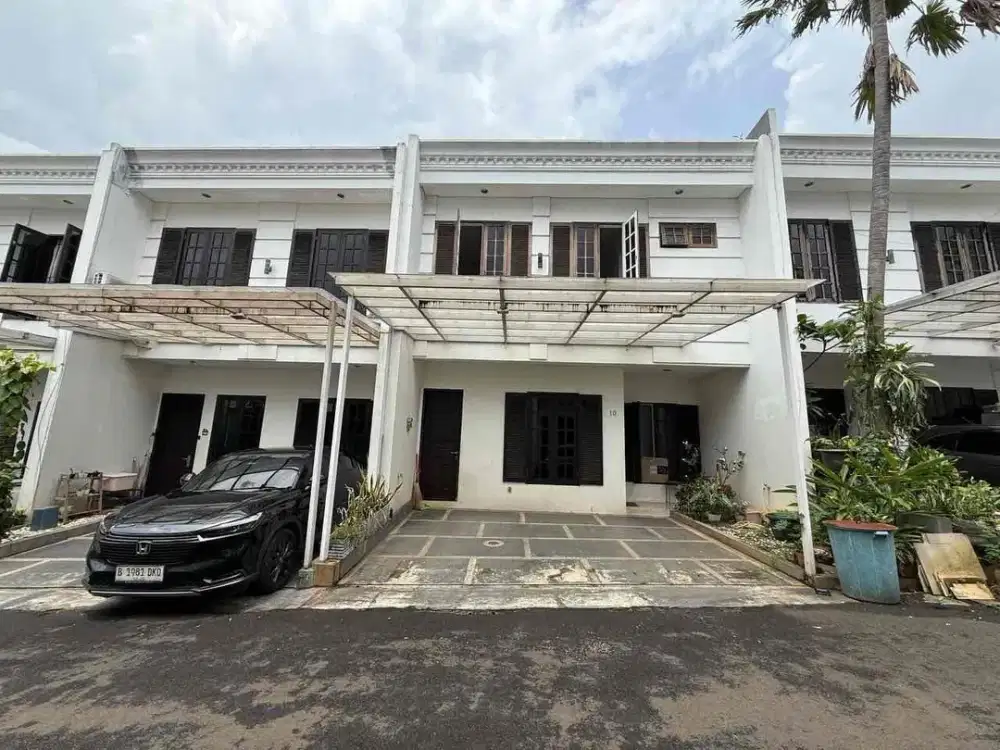 Rumah Secondary Terawat & Siap Huni
Private Townhouse One Gate System – Lebak Bulus