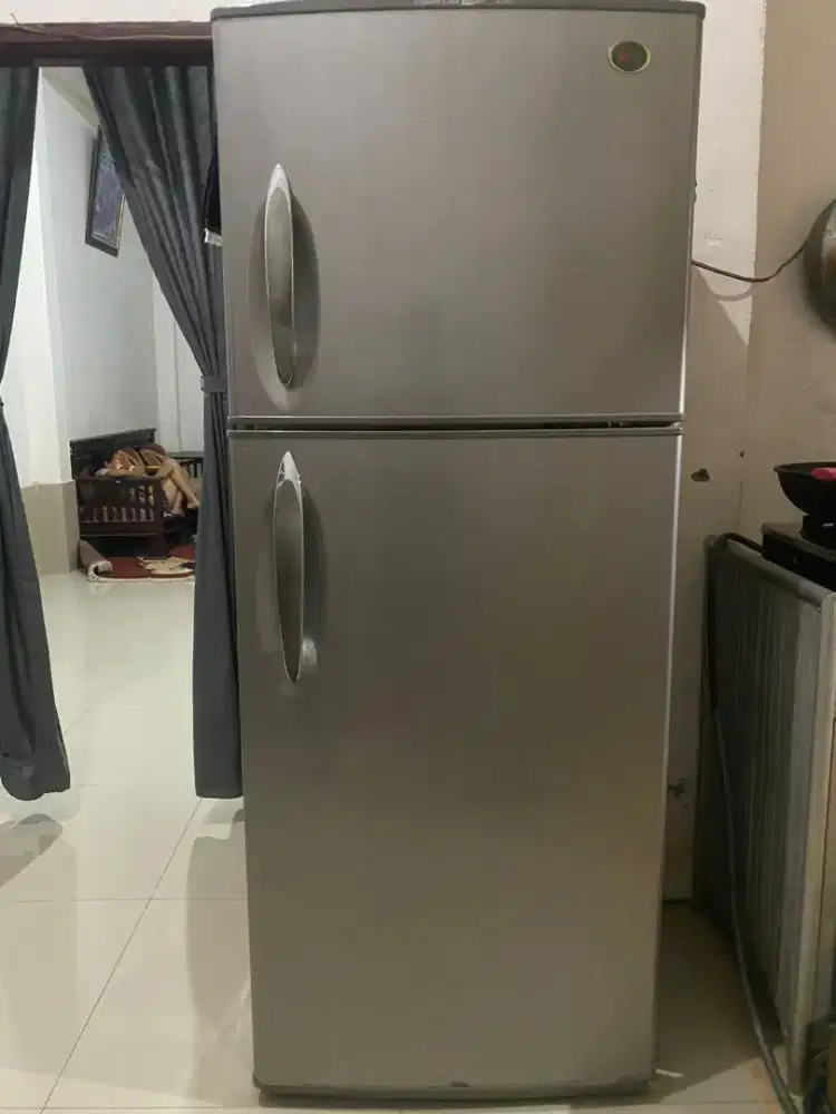 Kulkas LG ExpresssoTurbo