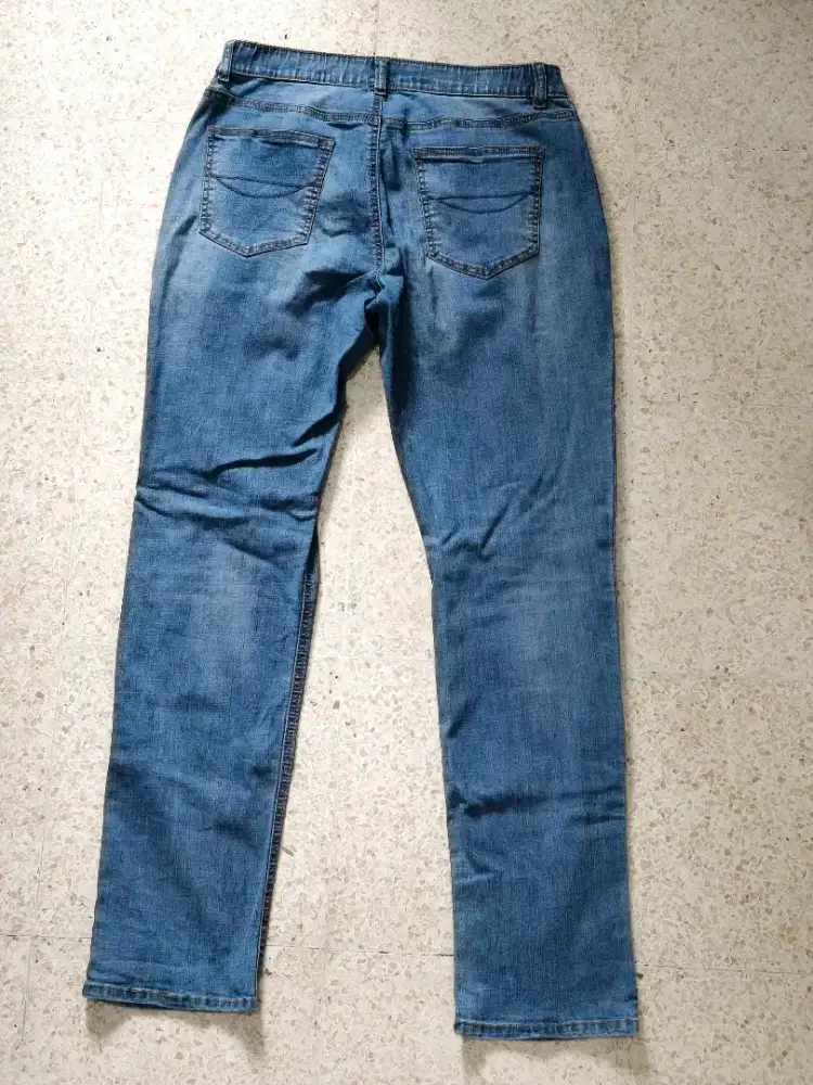 celana jeans biru FRJ jeans