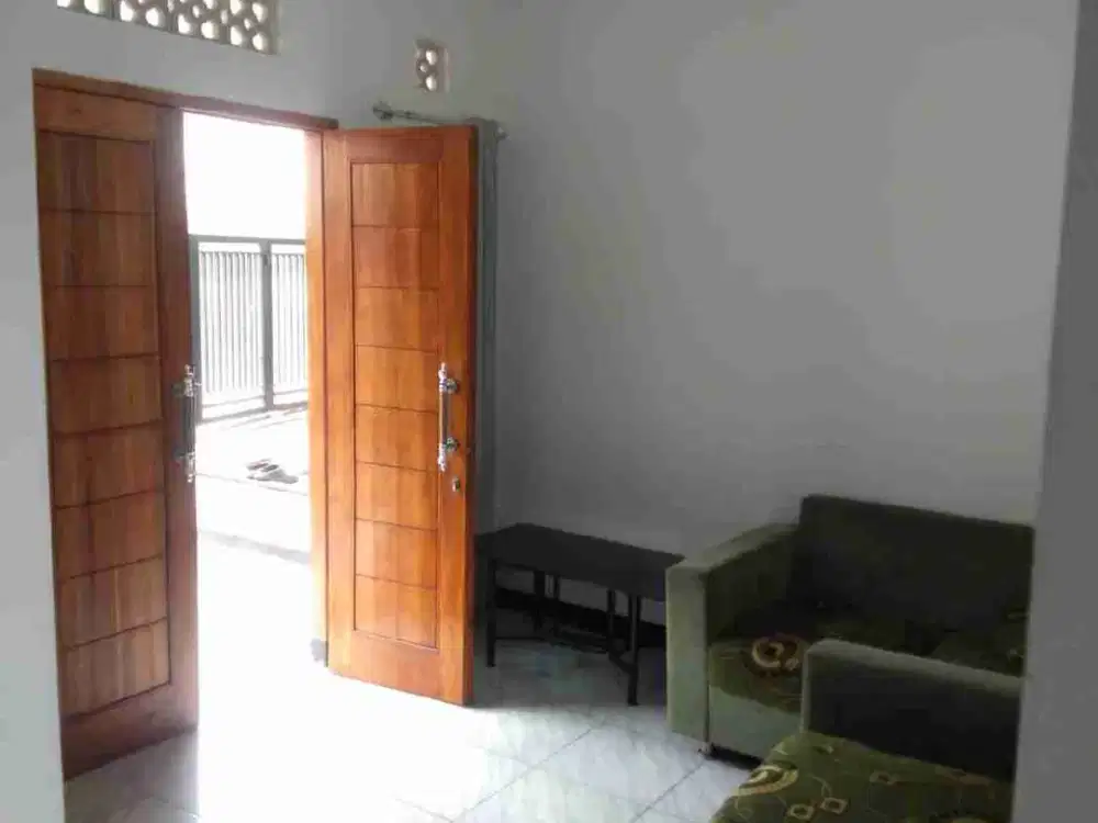 DIJUAL RUMAH SIAP HUNI LETAK STRATEGIS DI CIMAHI