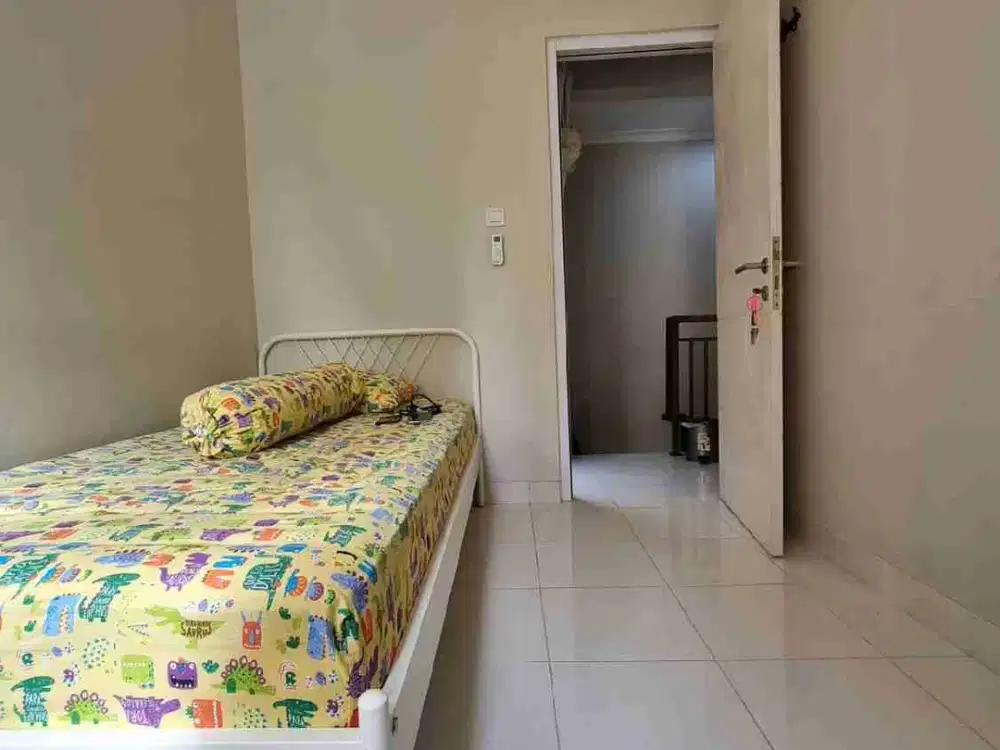 Rumah Cantik Siap Huni Harga Under 1M Lokasi Strategis