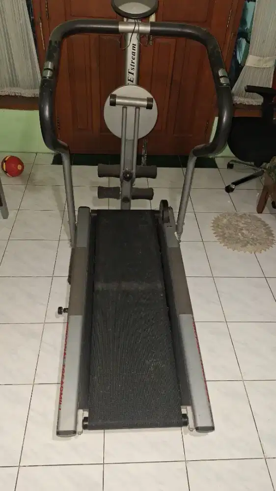 Dijual Treadmill Manual Multifungsi Lawas