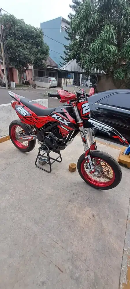 DIJUAL : Kawasaki KLX 150 SM
